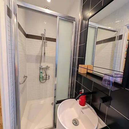 Prázdninový dům Cosy Avec Jardin Et Clim - Proche Paris